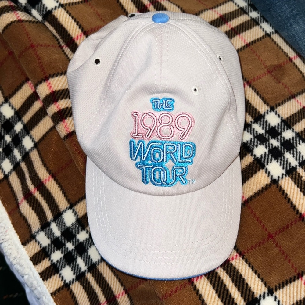 Taylor Swift 1989 Tour Hat